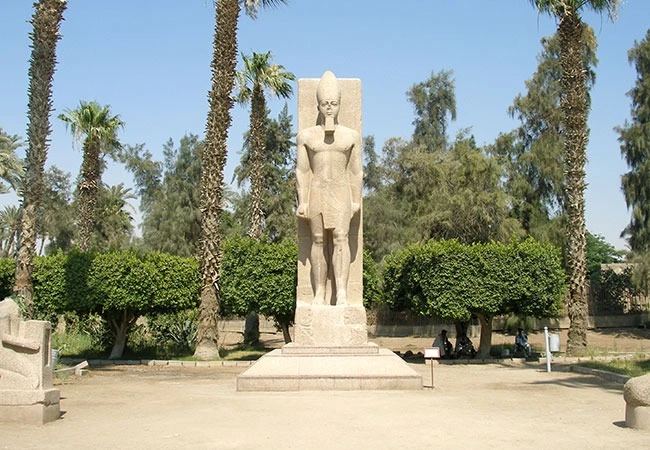 MEMFIS Y SAKKARA